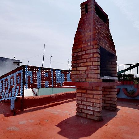 The Roof Backpackers Hotel Guadalajara Exterior photo