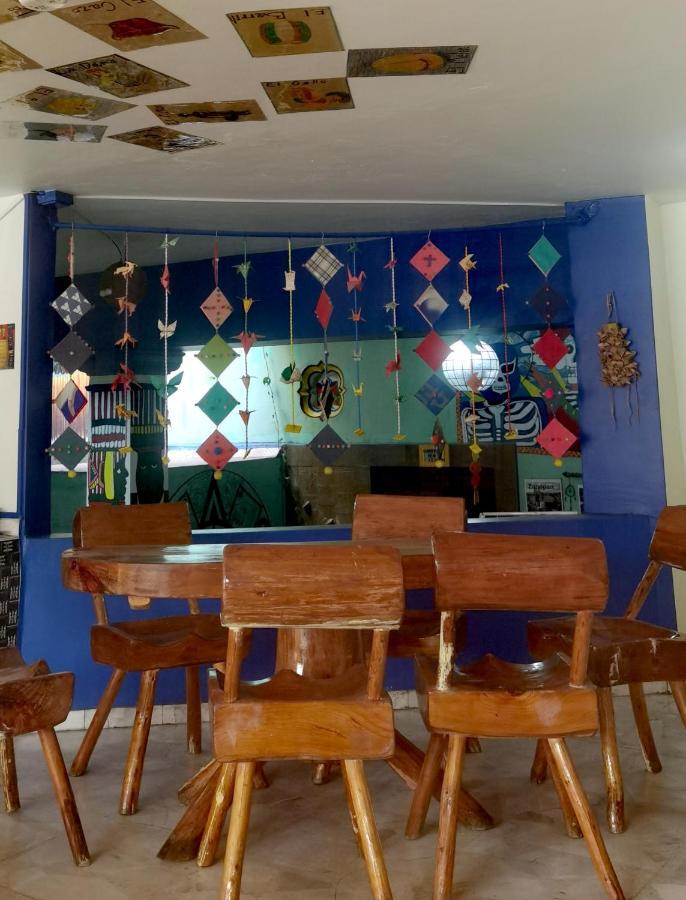 The Roof Backpackers Hotel Guadalajara Exterior photo