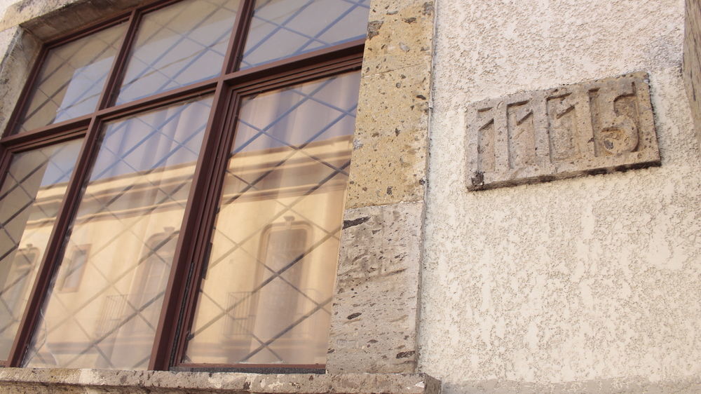 The Roof Backpackers Hotel Guadalajara Exterior photo